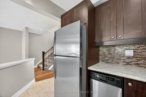 12 Lankin Boulevard Orillia ON L3Y 6T2