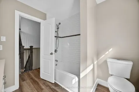 12 Lankin Boulevard Orillia ON L3Y 6T2