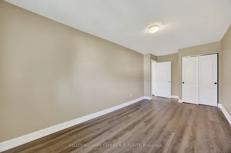 12 Lankin Boulevard Orillia ON L3Y 6T2