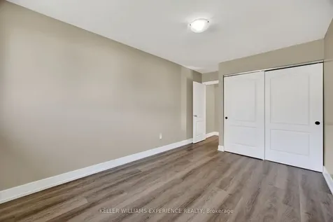 12 Lankin Boulevard Orillia ON L3Y 6T2