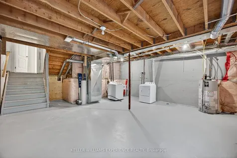 12 Lankin Boulevard Orillia ON L3Y 6T2
