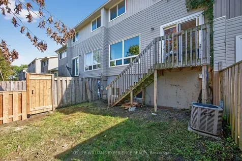 12 Lankin Boulevard Orillia ON L3Y 6T2