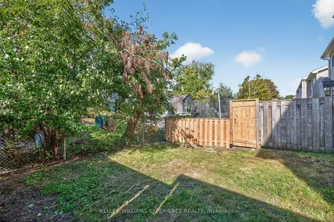 12 Lankin Boulevard Orillia ON L3Y 6T2