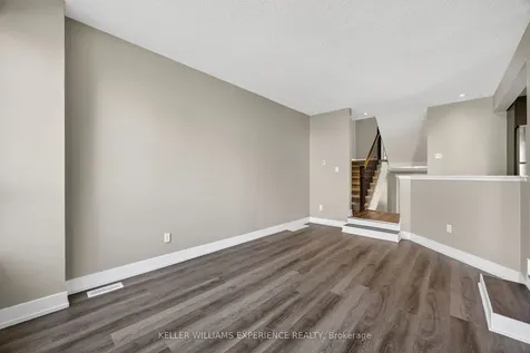 12 Lankin Boulevard Orillia ON L3Y 6T2