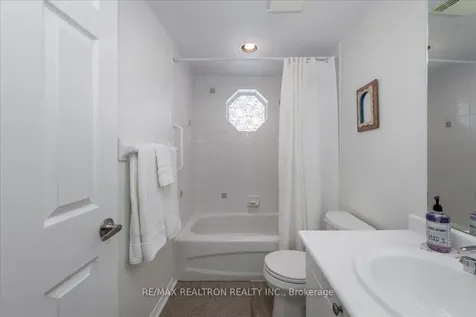 107 Bond Street Orillia ON L3V 1J7