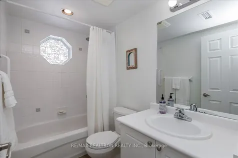 107 Bond Street Orillia ON L3V 1J7