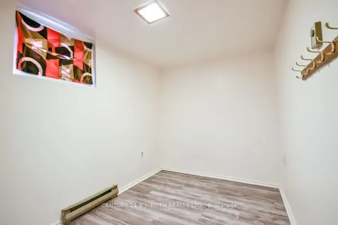 17 Burbank Place Barrie ON L4M 2S8