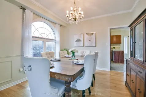 61 Honey Crescent Barrie ON L4N 0V8