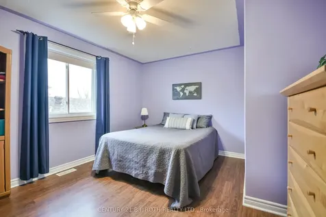 61 Honey Crescent Barrie ON L4N 0V8