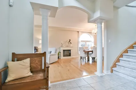 61 Honey Crescent Barrie ON L4N 0V8