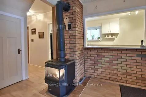 54 Ninth Street Collingwood ON L9Y 2G2