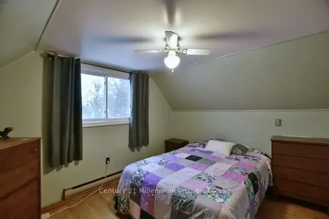 54 Ninth Street Collingwood ON L9Y 2G2