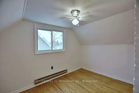 54 Ninth Street Collingwood ON L9Y 2G2