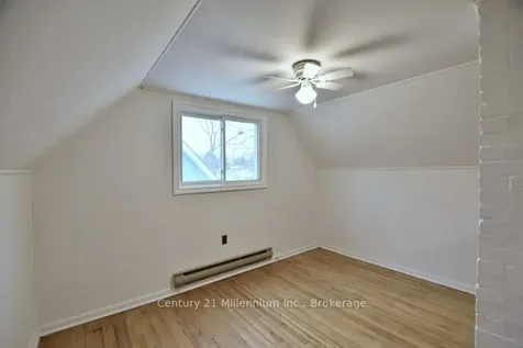 54 Ninth Street Collingwood ON L9Y 2G2