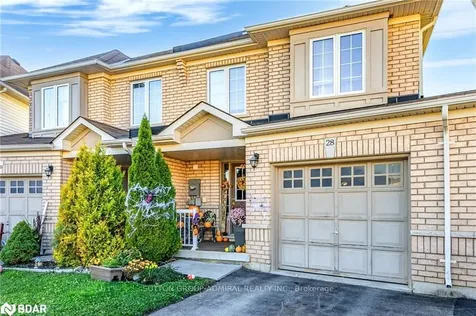 28 Lancaster Court Barrie ON L4M 0G1