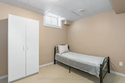 61 Taylor Drive Barrie ON L4N 8K5