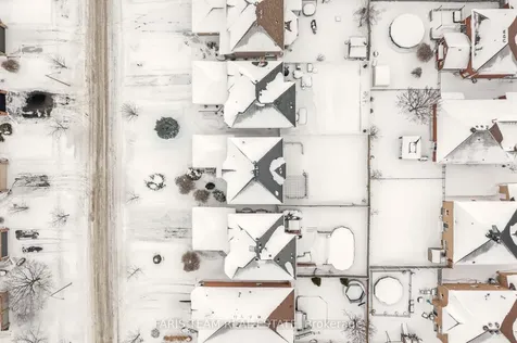 61 Taylor Drive Barrie ON L4N 8K5