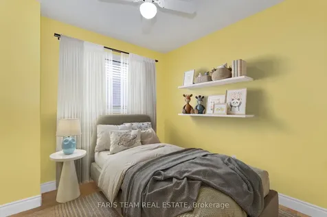 61 Taylor Drive Barrie ON L4N 8K5