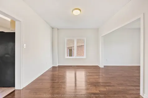 36 Batteaux Street Barrie ON L4N 2J3