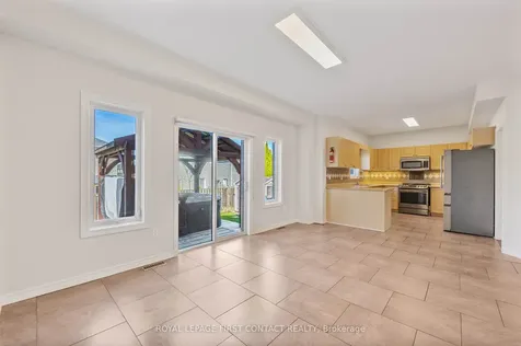 36 Batteaux Street Barrie ON L4N 2J3