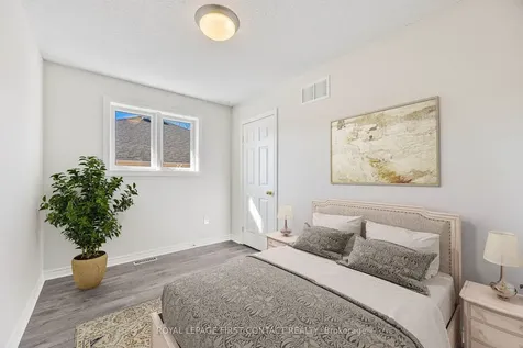 36 Batteaux Street Barrie ON L4N 2J3