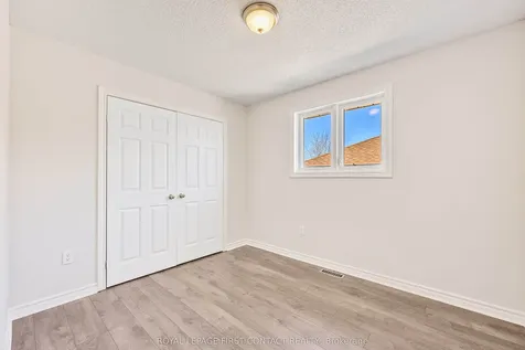 36 Batteaux Street Barrie ON L4N 2J3