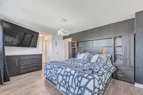 36 Batteaux Street Barrie ON L4N 2J3