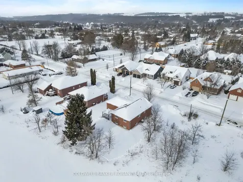 43 George Street Clearview ON L0M 1G0