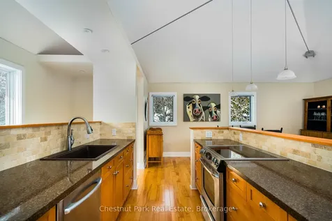 8444 21/22 Nottawasaga Side Road Clearview ON L0M 1H0