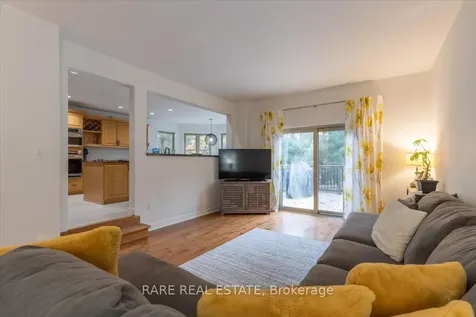 21 Fawn Crescent Clearview ON L0M 1N0