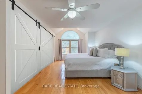 21 Fawn Crescent Clearview ON L0M 1N0