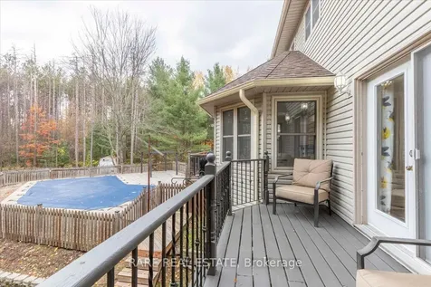 21 Fawn Crescent Clearview ON L0M 1N0