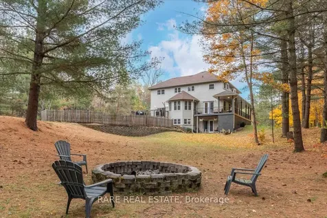 21 Fawn Crescent Clearview ON L0M 1N0