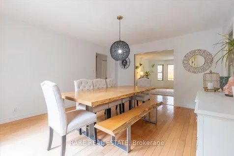 21 Fawn Crescent Clearview ON L0M 1N0