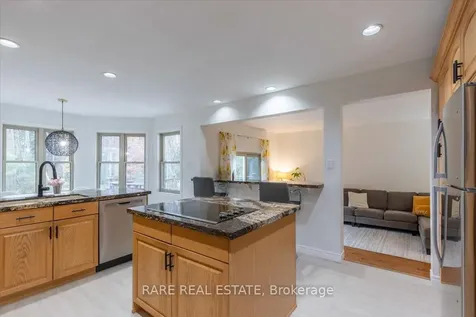 21 Fawn Crescent Clearview ON L0M 1N0