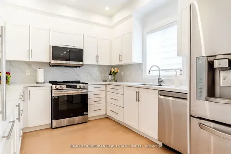 62 Jessica Drive Barrie ON L4N 5T3