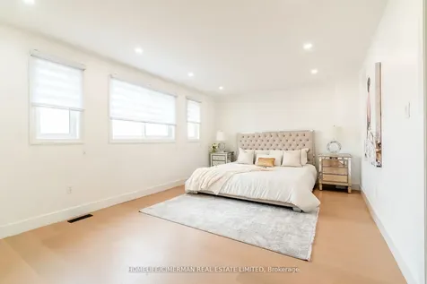 62 Jessica Drive Barrie ON L4N 5T3