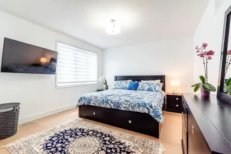 62 Jessica Drive Barrie ON L4N 5T3