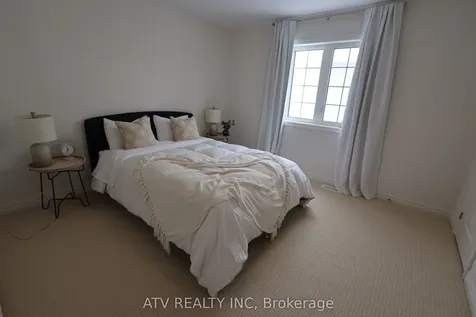 232 Mckenzie Drive Clearview ON L0M 1S0