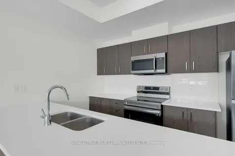 43 Spry Lane Barrie ON L9J 0N6