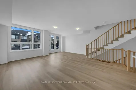 21 Red Maple Lane Barrie ON L9J 0N4