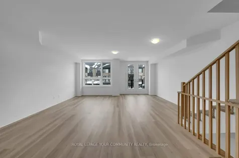 21 Red Maple Lane Barrie ON L9J 0N4