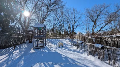 46 Golden Meadow Road Barrie ON L4N 7G5