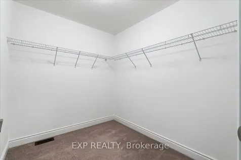 21 Olympic Gate Barrie ON L9J 0H9