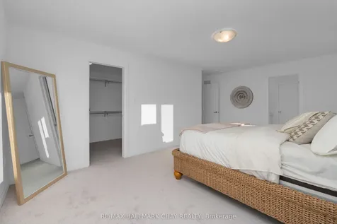 116 West Oak Trail Barrie ON L9S 2Z4