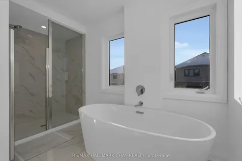 116 West Oak Trail Barrie ON L9S 2Z4