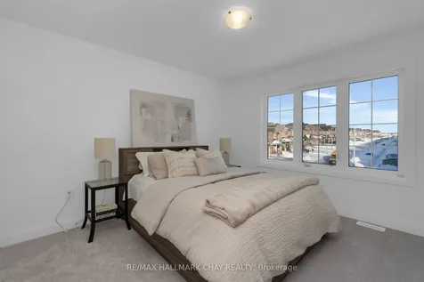 116 West Oak Trail Barrie ON L9S 2Z4