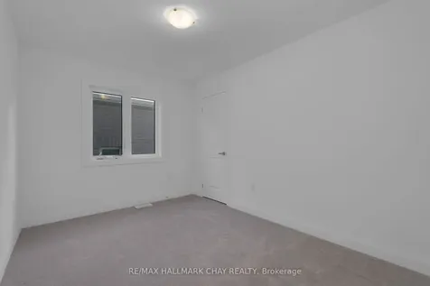 116 West Oak Trail Barrie ON L9S 2Z4