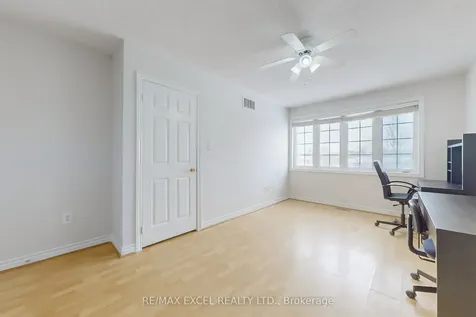 39 Livia Herman Way Barrie ON L4M 6X1