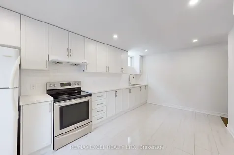 39 Livia Herman Way Barrie ON L4M 6X1